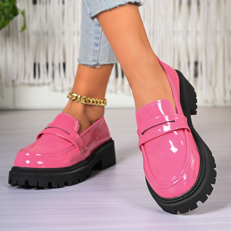 Női loafer 43 méret, PU bőr felsőrész, brit stílus, vastag talp, slip-on cipő, mindennapi viselet, 2026-os modell