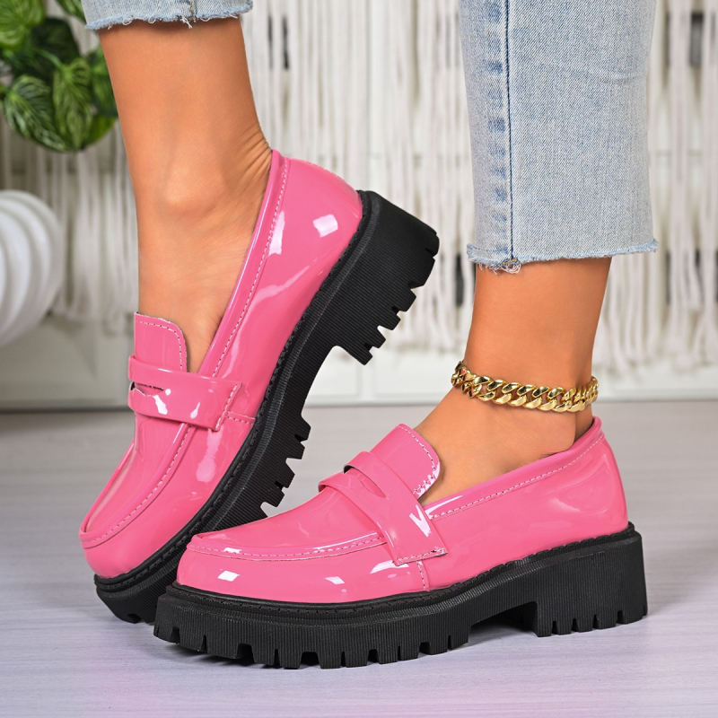 Női loafer 43 méret, PU bőr felsőrész, brit stílus, vastag talp, slip-on cipő, mindennapi viselet, 2026-os modell