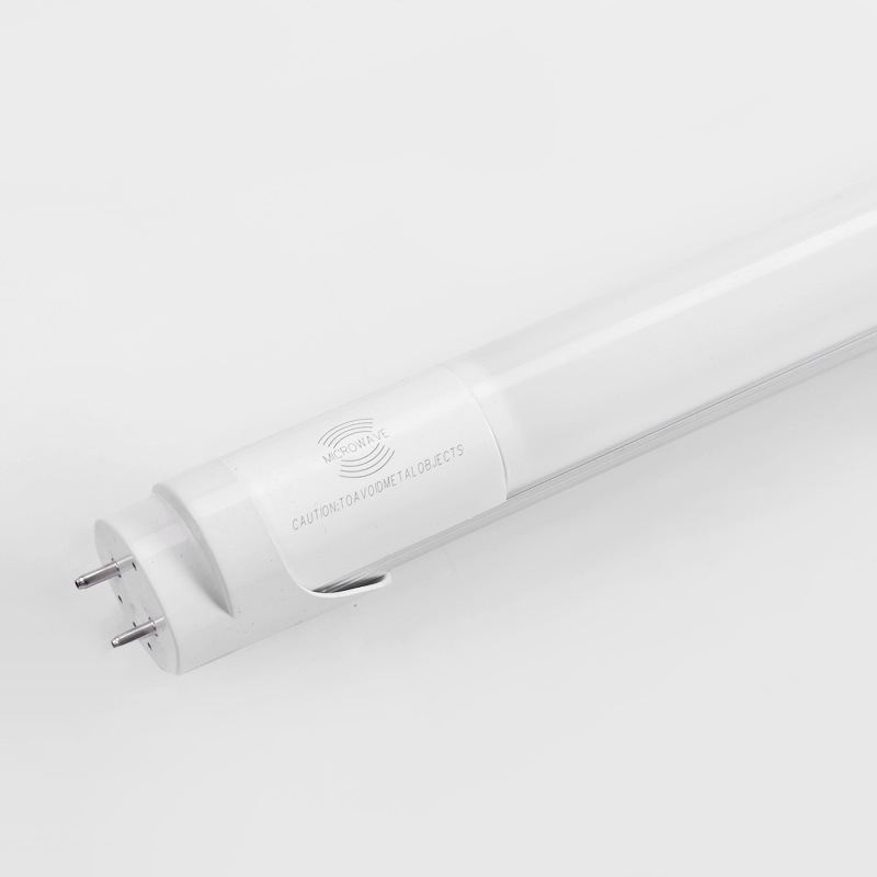 T8 LED cijev sa senzorom mikrovalnog radara za detekciju prisutnosti ljudi, rekonstrukcija rasvjete podzemne garaže, duljina 1,2 m