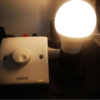 LED žarulja sa SCR-om, podešiva, bez treperenja, široko napajanje 85–265 V, E27, 450 lm, 270° snop svjetla, CRI 80–90