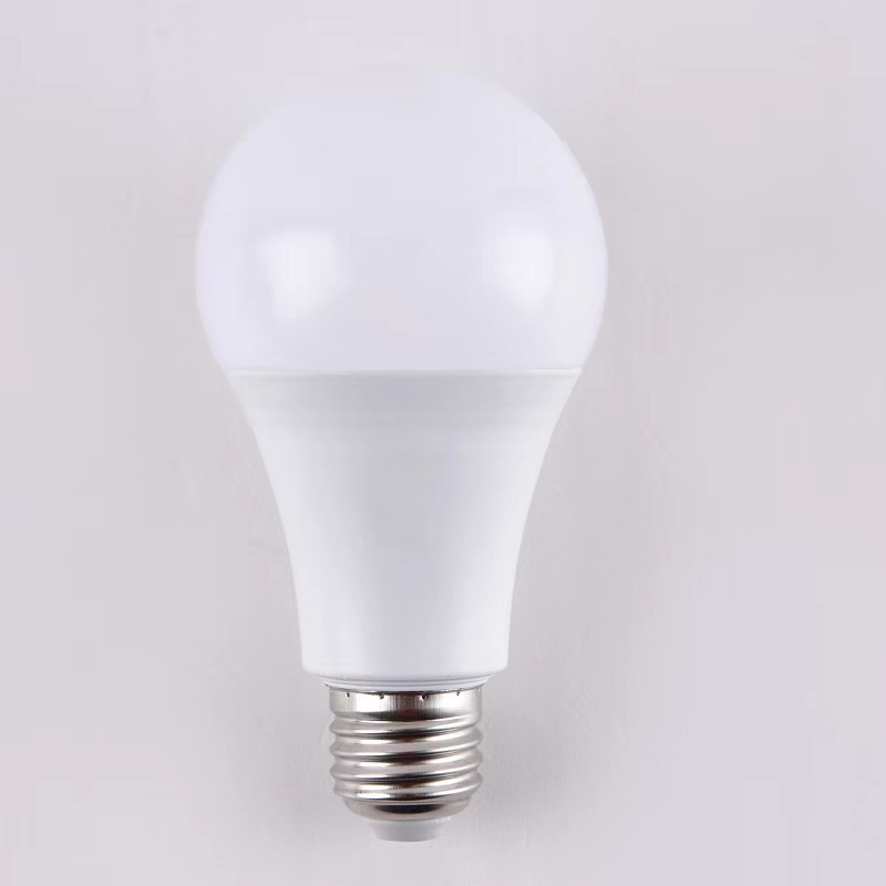 LED žarulja s bazama E27 i B22, energetski uštedna, izuzetno svijetla, senzor zvuka i svjetla, A klasa