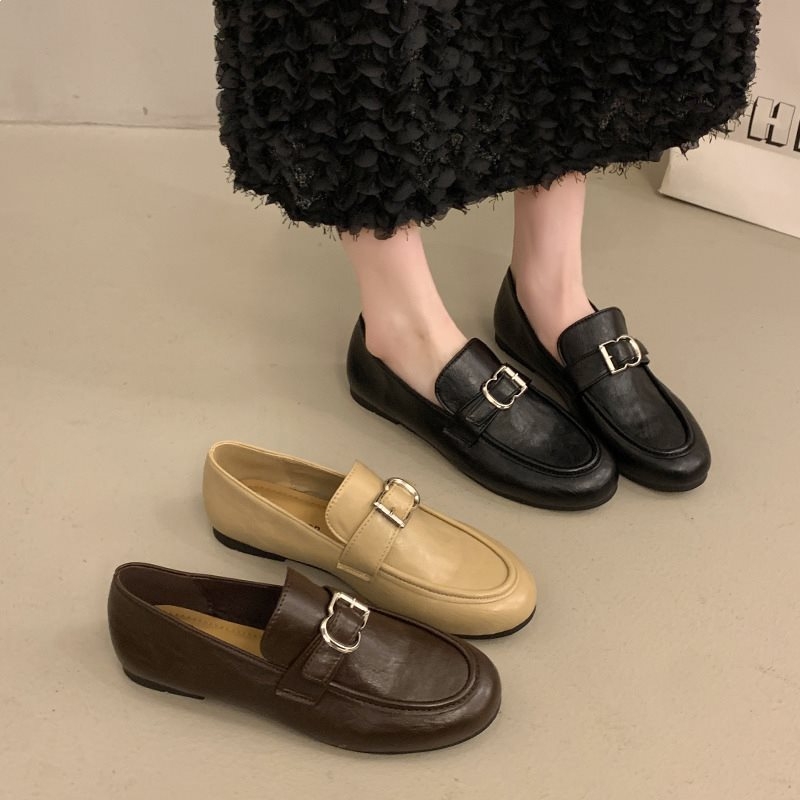 Női bőrből készült loaferek retro stílusban, övcsattal, slip-on, alacsony sarokkal, koreai dizájn