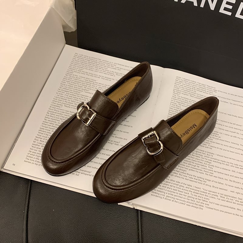 Női bőrből készült loaferek retro stílusban, övcsattal, slip-on, alacsony sarokkal, koreai dizájn