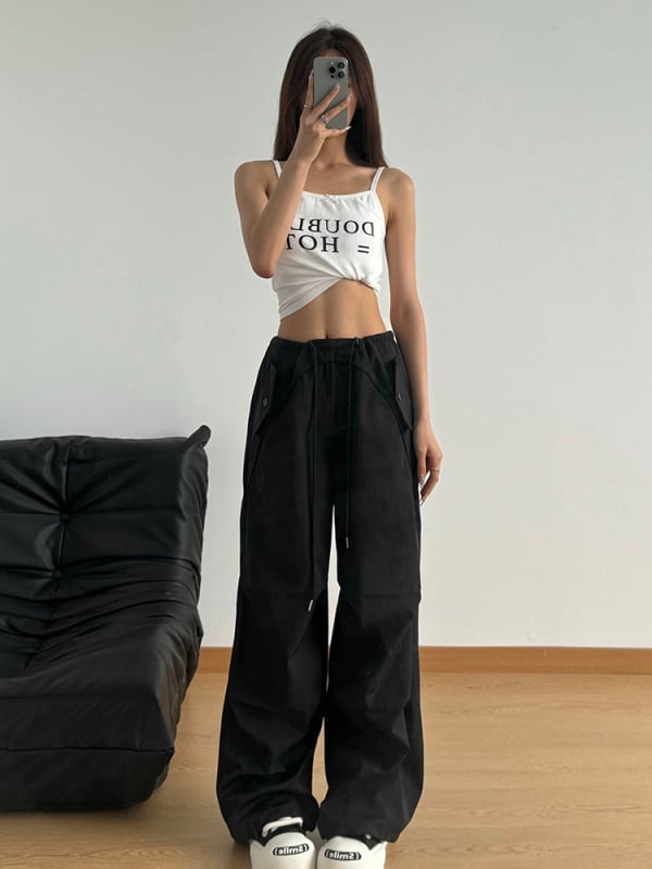 Ženske cargo hlače s kaišićem i plisiranim dijelovima, ravni kroj, retro stil, ljetne 2024 casual padobranske hlače, niski struk, svestrana moda