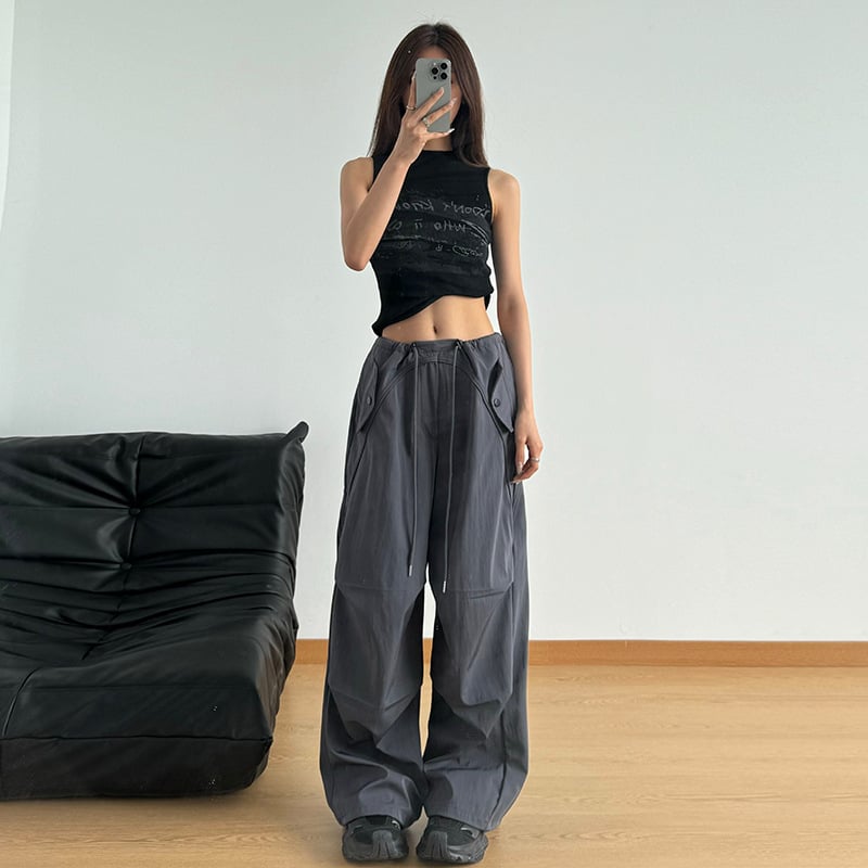 Ženske cargo hlače s kaišićem i plisiranim dijelovima, ravni kroj, retro stil, ljetne 2024 casual padobranske hlače, niski struk, svestrana moda