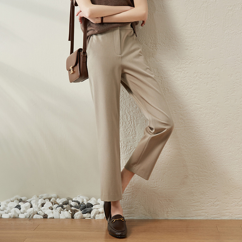Pantaloni femei din poliester cu croială dreaptă, lungime cropped, stil slim, casual, pentru primăvară și toamnă