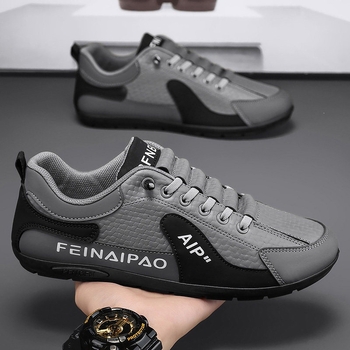 Férfi slip-on mokaszínok, kényelmes munkacipők tavaszra és nyárra, puha talp, csúszásmentes