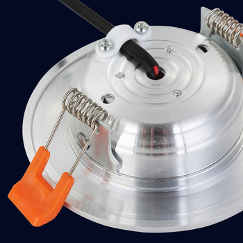 Ugradni LED downlight za dnevni boravak, 5W, difuzor u obliku šešira od slame, trobojno promjenjivo svjetlo, otvor za strop Ø90 cm