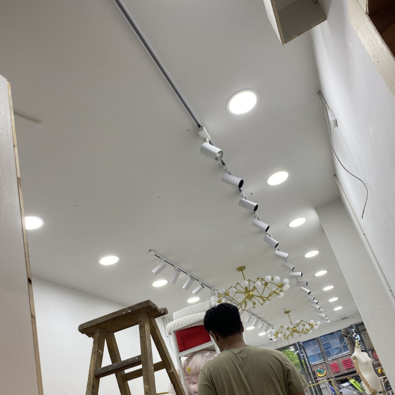 Ultra vékony 6 hüvelykes LED beépíthető mennyezeti lámpa, kör panel downlight folyosóra