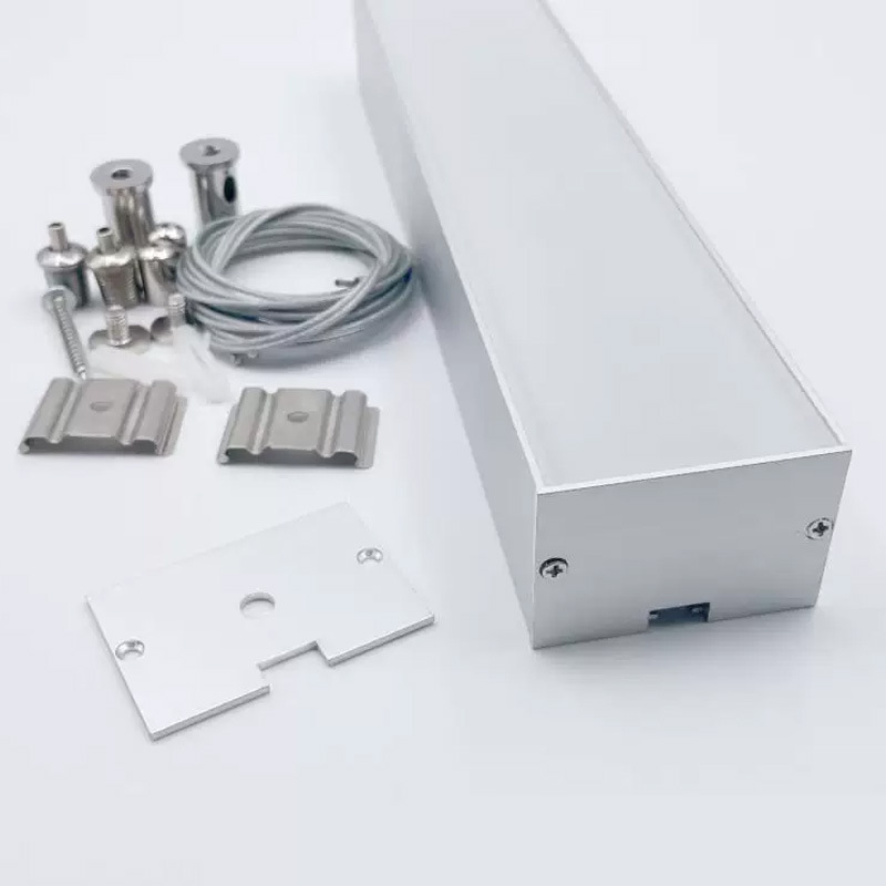 Prilagođeno ultra-jarko LED linearno svjetlo za urede, teretane i trgovačke centre; dekorativno viseće osvjetljenje s debelim aluminijskim kućištem