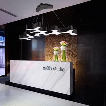 Industrijski stil – nepravilna LED linijska viseća svjetiljka za lobby, recepciju, teretanu ili kafić