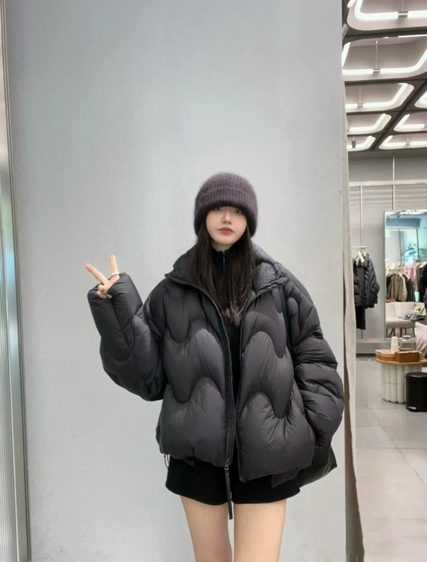 Dámska bunda s perím so vzorom vlnených vĺn, krátky stojací golier, 90% bieleho kačacieho peria, hrubá zimná bunda, japonsko-kórejský voľnočasový štýl