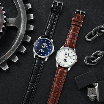 Férfi kvarc óra kék üveggel, PU szíjjal, cinkötvözetes tokkal, 40 mm számlap