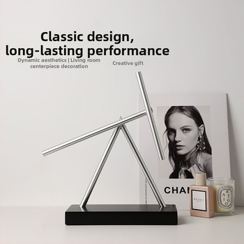 Chaotické kyvadlo: stolová dekorácia inšpirovaná večným pohybom, moderný minimalistický štýl, luxusný dar do kancelárie