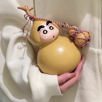 Crayon Shin-Chan ukrasna figurica za stolni prostor – kolekcionarski komad, moderna dekoracija, poklon