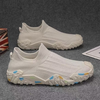 Férfi lélegző hálós casual cipő, Slip-On, könnyű nyári sneaker Flyknit felsőrésszel