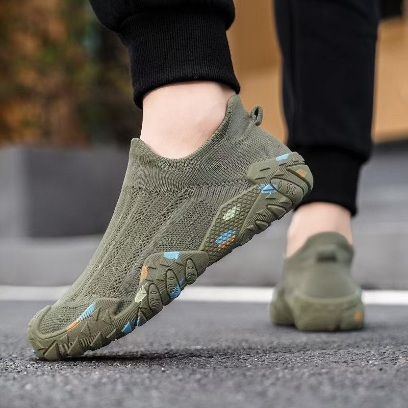 Férfi lélegző hálós casual cipő, Slip-On, könnyű nyári sneaker Flyknit felsőrésszel