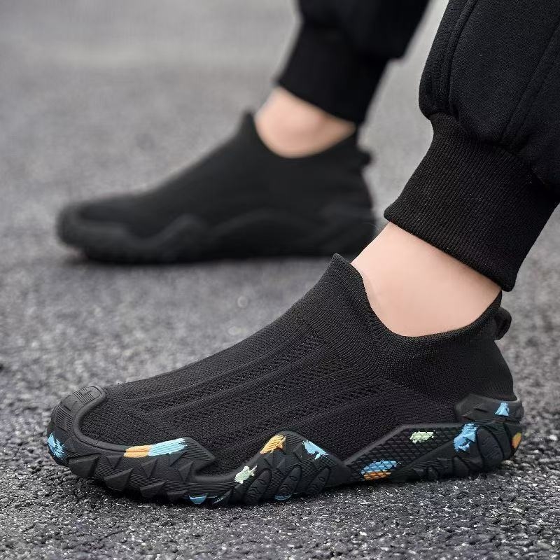 Férfi lélegző hálós casual cipő, Slip-On, könnyű nyári sneaker Flyknit felsőrésszel