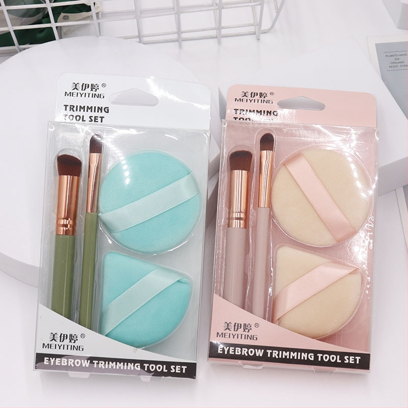 Kreatívna sada štetcov na make-up s púderovou hubkou pre začiatočníkov — obsahuje púderovú hubku, štetec na líca, uhlový štetec na rozjasňovač, štetec na pery