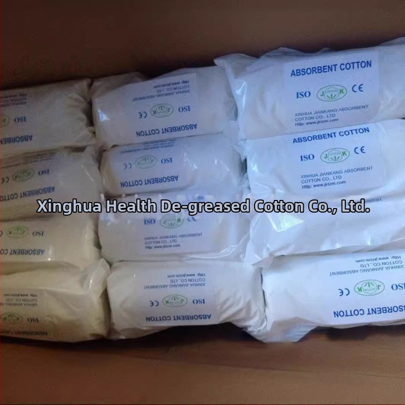 100 g balenie malých bavlnených roliek na odstraňovanie make-upu