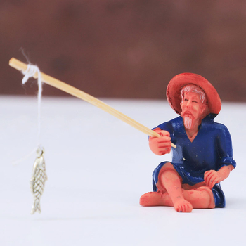 Smole miniatura: kamenita krajina s tekućom vodom i kolo bogatstva, figura starog ribara, ručno izrađeni dekorativni predmet