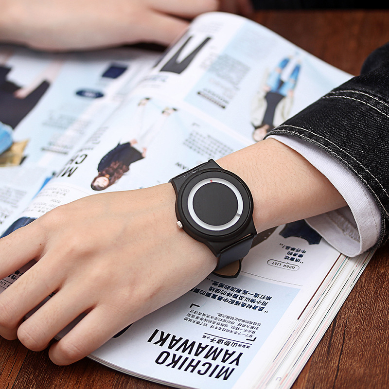 Koncepčné hodinky s ciferníkom bez ručičiek a značiek – unisex, korejský štýl, minimalistické pre pár