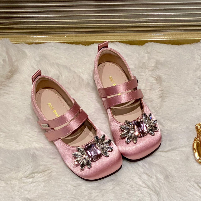 Cipele od prave kože za djevojčice, proljeće 2026, sjajne rhinestones ukrasi, stil princeze, četvrtasti nos, Velcro zatvarač