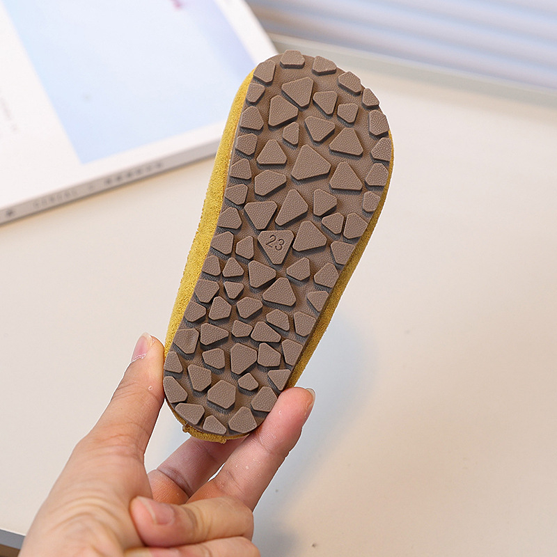 Lányoknak készült retró slip-on cipő puha talppal, fehér, alacsony orr-rész, hercegnő stílusú