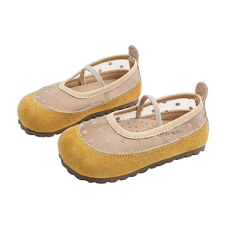 Lányoknak készült retró slip-on cipő puha talppal, fehér, alacsony orr-rész, hercegnő stílusú