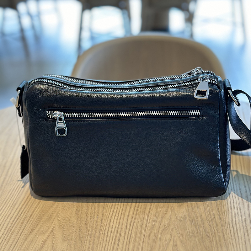 Nova crossbody torba u japanskom stilu od vršne goveđe kože, retro dizajn s višestrukim pretincima, mekana koža, korejskog stila ramena torba, prava koža, za svakodnevnu upotrebu