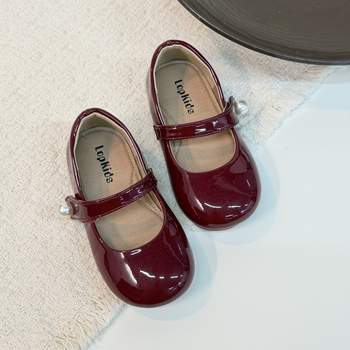 Pohodlné na nosenie, silno odporúčané: Dievčenské topánky s perlovo lakovaným povrchom, princeznovský štýl, slip-on, s Velcro, Mäkká podrážka, na jar a leto