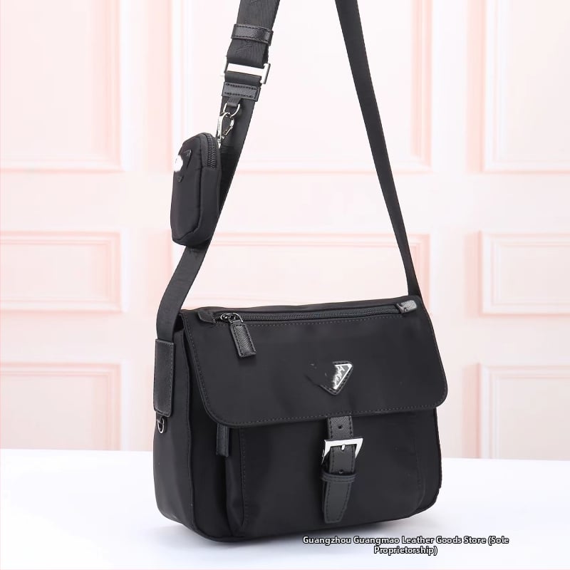 Pánska crossbody taška z Oxford materiálu, vodeodolná, s veľkou kapacitou, na cestovanie