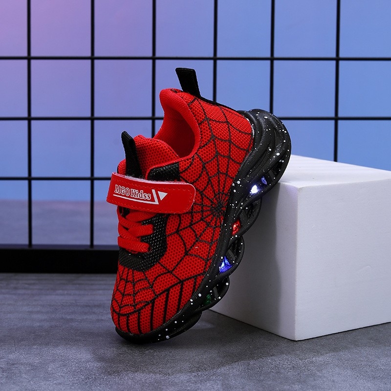 Dječje tenisice za dječake sa svjetlećim efektom, prozračna mreža, ljetni Spider-Man model