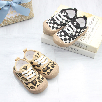Leopárd mintás vászon slip-on gyerekcipő, puha talppal, légáteresztő, 1–3 éveseknek