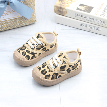Leopárd mintás vászon slip-on gyerekcipő, puha talppal, légáteresztő, 1–3 éveseknek