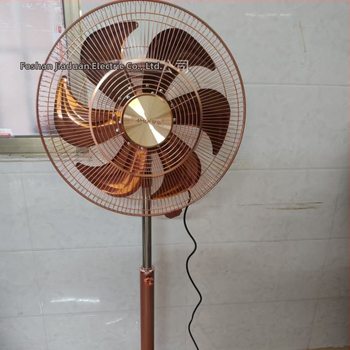 Stojanový ventilátor s 5 lopatkami, vysoký výkon, do obývačky a kancelárie, s oscilujúcou hlavou, bezkartáčový motor