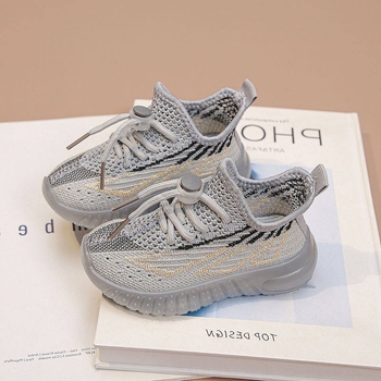 Gyerekeknek Coconut Sneakers – légáteresztő, könnyű futócipők puha talppal és hálós felülettel.
