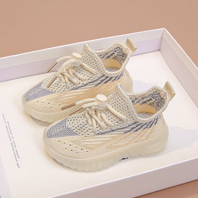 Gyerekeknek Coconut Sneakers – légáteresztő, könnyű futócipők puha talppal és hálós felülettel.