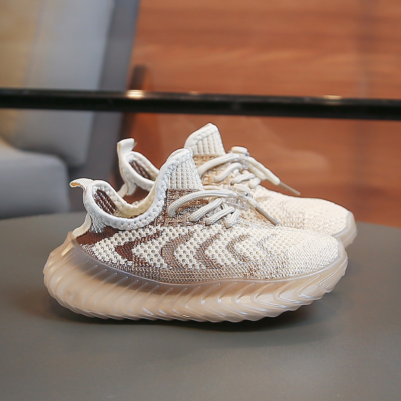 2026 Gyerek Flyknit cipő, puha talppal, csúszásmentes, légáteresztő hálós anyagú mindennapi sneaker