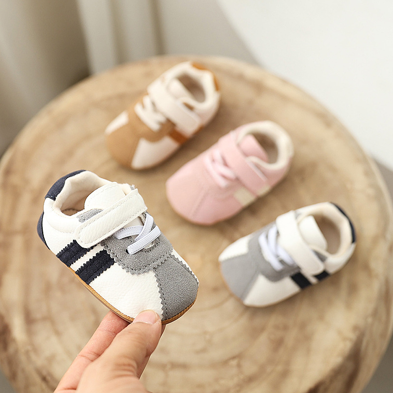 Unisex dječje tenisice za hodanje 12–48 mjeseci, s Velcro zatvaračem, gornji dio od sintetičke kože, prozračne, nizak kroj, prugasti uzorak, meka gumena potplat