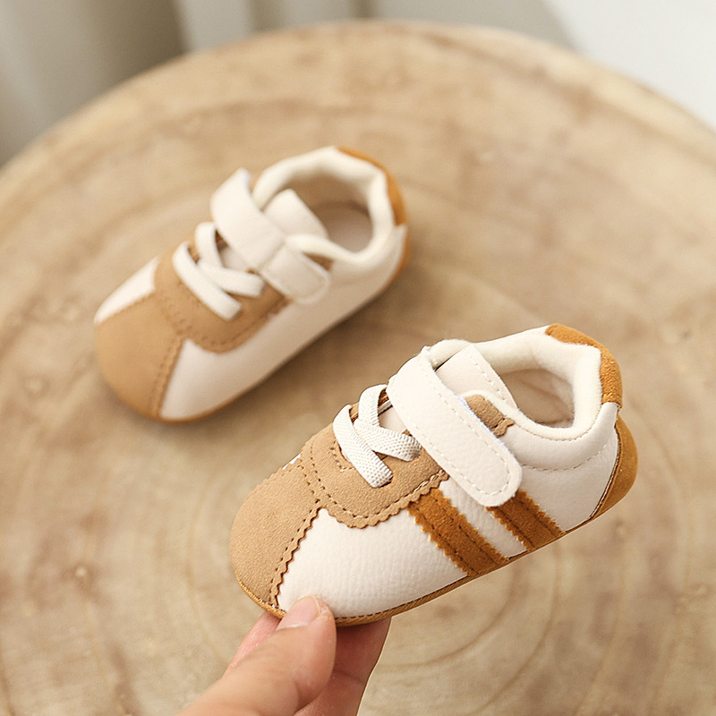 Unisex dječje tenisice za hodanje 12–48 mjeseci, s Velcro zatvaračem, gornji dio od sintetičke kože, prozračne, nizak kroj, prugasti uzorak, meka gumena potplat