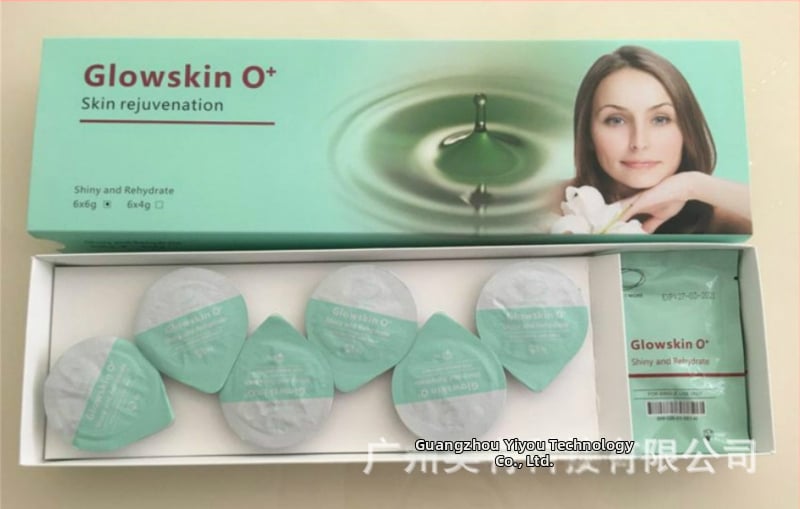 Sada kozmetických prístrojov s kyslíkovými bublinami a esenciou pre čistenie a lifting pokožky – Glowskin