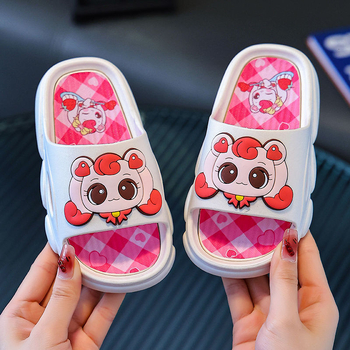 Lányoknak hercegnő stílusú nyári csúszós papucs – ultra-soft, csúszásmentes, fürdőszobai használathoz