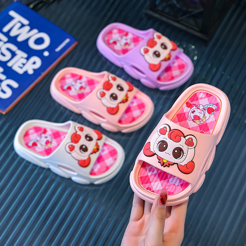 Lányoknak hercegnő stílusú nyári csúszós papucs – ultra-soft, csúszásmentes, fürdőszobai használathoz