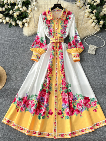 Rochie lungă cu închizătoare la un singur rând de nasturi, mulată în talie, în stil retro șic, design de nișă din 2025
