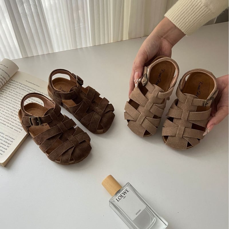 Korejskog stila retro ljetne sandale od nubuk kože s zatvorenim prstom za djevojčice i loaferice s korkovom potplatom za dječake