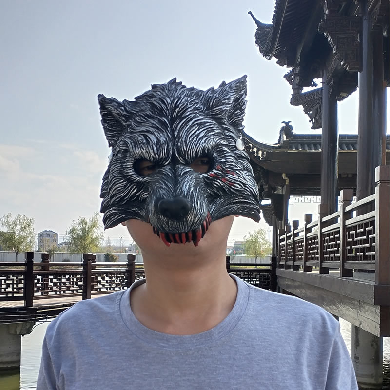 Maska vuka s crvenim zubima, PU mekana guma, za bar maske
