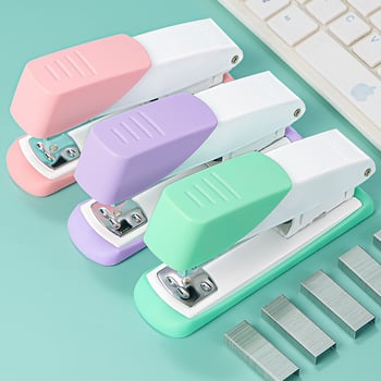 Metalna spajalica u macaron bojama, ergonomska i visoke kapacitete, za do 30 listova