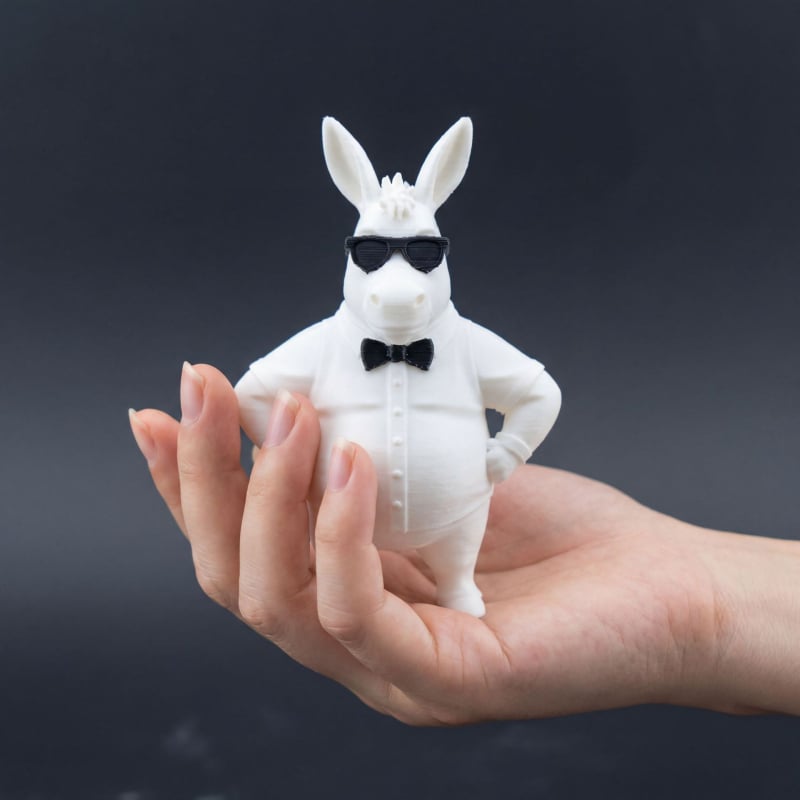3D ispisani magarac – stolna dekorativna figura s naočalama