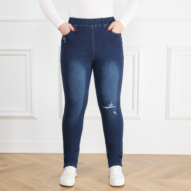 Plusz méretű női farmernadrág denimben, szakadt részletekkel, elasztikus magas derékkal, laza szabás a görbe vonalakhoz, mindennapi szűk fazonú farmer